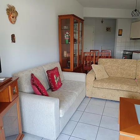 West Side * كافالا